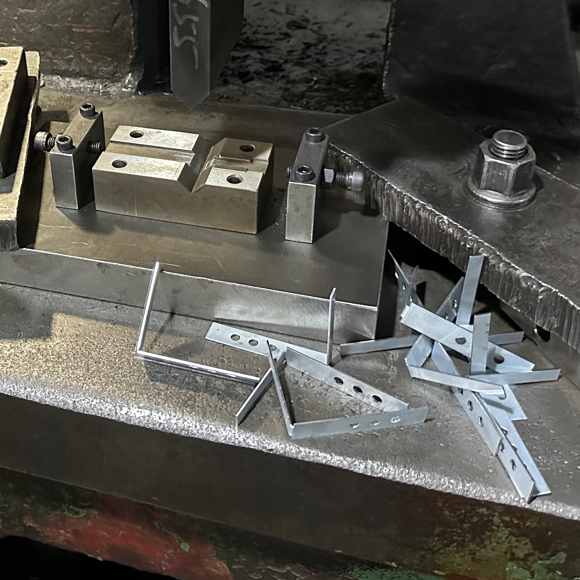 barn door hinges